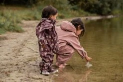 Celavi Regenoverall Seepferdchen Bordeaux Einteiler 9 Celavi Regenoverall Seepferdchen Bordeaux Einteiler -Babybekleidungs Geschäft CELAVI SS22 20 1280x1280