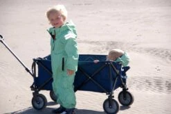 Ducksday Regenanzug Lex Grün Regenoverall -Babybekleidungs Geschäft Ducksday rainsuit lex 1 1024x679 1280x1280