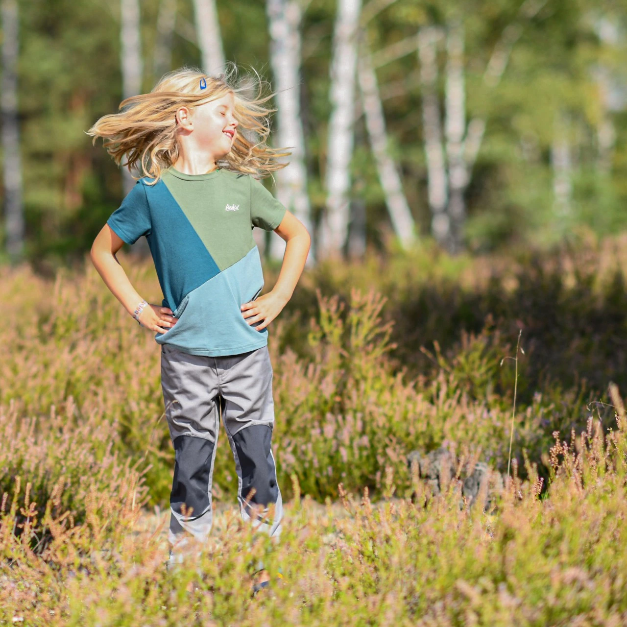 Finkid ANKKURI T-Shirt Rose Beet Red Kurzarm Colorblocking 4 Finkid ANKKURI T-Shirt Rose Beet Red Kurzarm Colorblocking – Bild 2