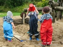 BMS Kinder Regenhose Matschhose Softskin Buddelhose Mit Trägern -Babybekleidungs Geschäft bms buddelhose kinder 1280x1280